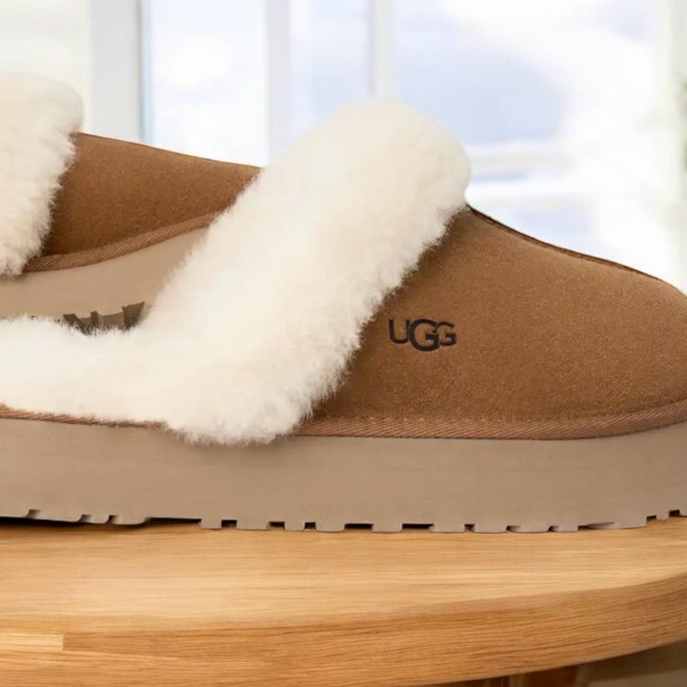 UGG Platform Scuff Slippers Chestnut Suede Shearling Lined Size 8 women’s NIB - Picture 2 of 6